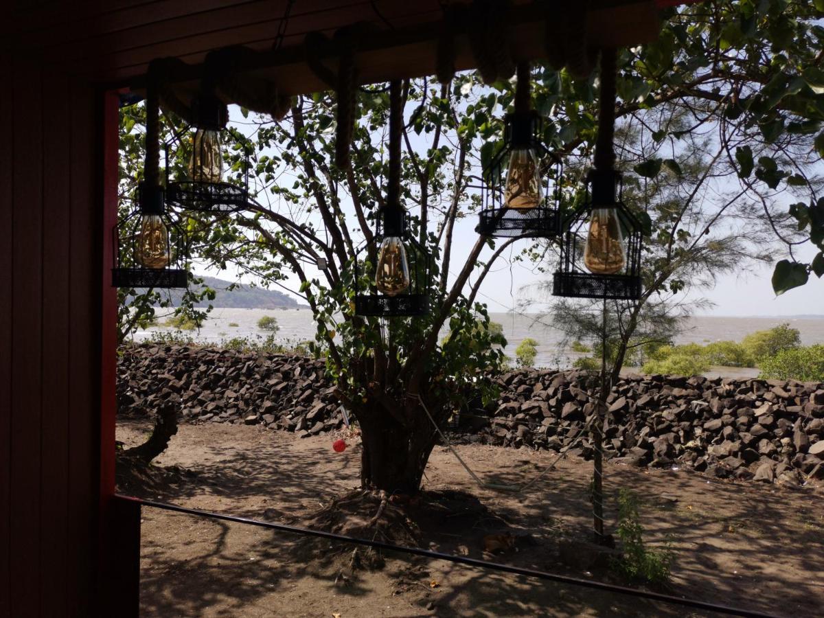 The Koasta Sea View Resort Korlai 外观 照片